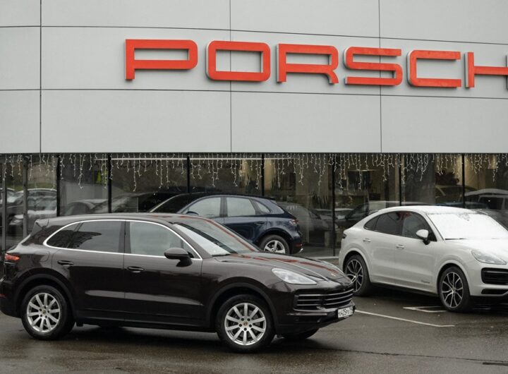 Авто новини - У Росії перестали працювати автомобілі Porsche