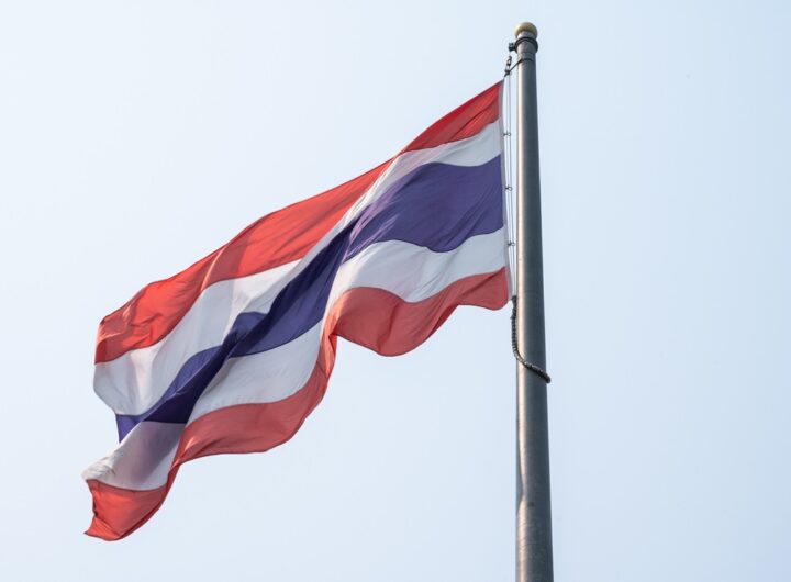 Новини світу - У Таїланді розпустили парламент на тлі сутичок з Камбоджею