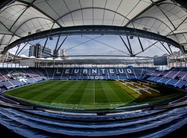 Новини спорту - УАФ назвала стадіон, на якому команда Реброва зіграє матчі плейофу