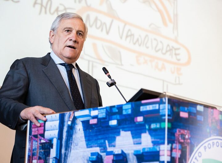 Новини України - В Італії вважають купівлю зброї США для України "завчасною"