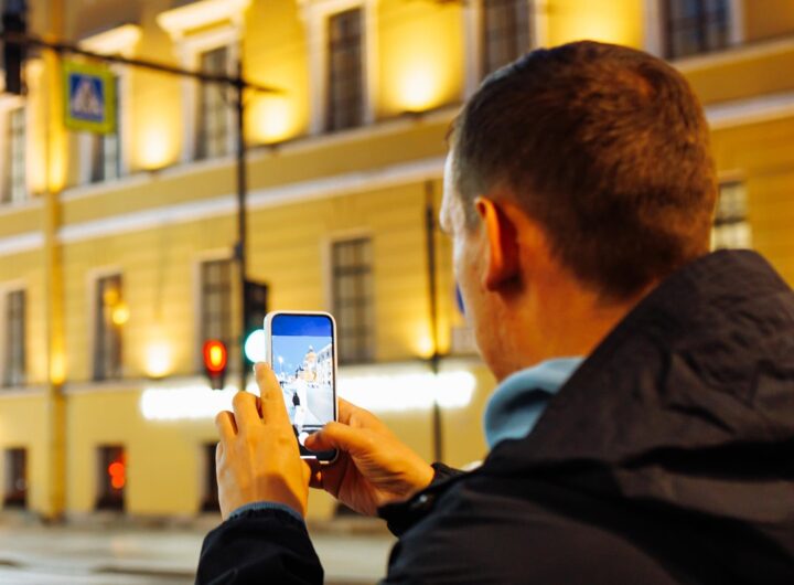 Новини світу - В Петербурзі тиждень повністю відключений мобільний інтернет - ЗМІ