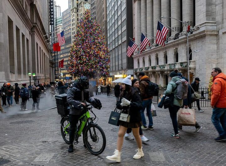 Новини світу - В США пропонують перевіряти соцмережі туристів