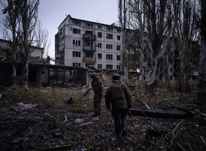 Новини України - Відомо, скільки цивільних залишається у Костянтинівці