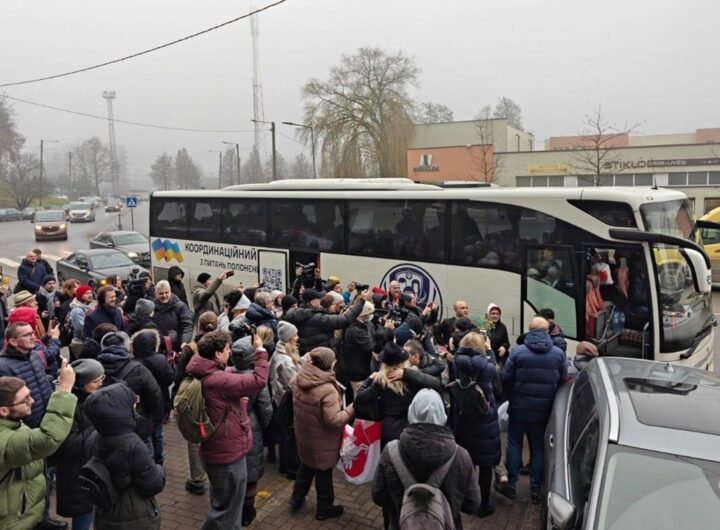 Новини світу - Всі звільнені білоруські політв'язні виїхали з України в Польщу та Литву