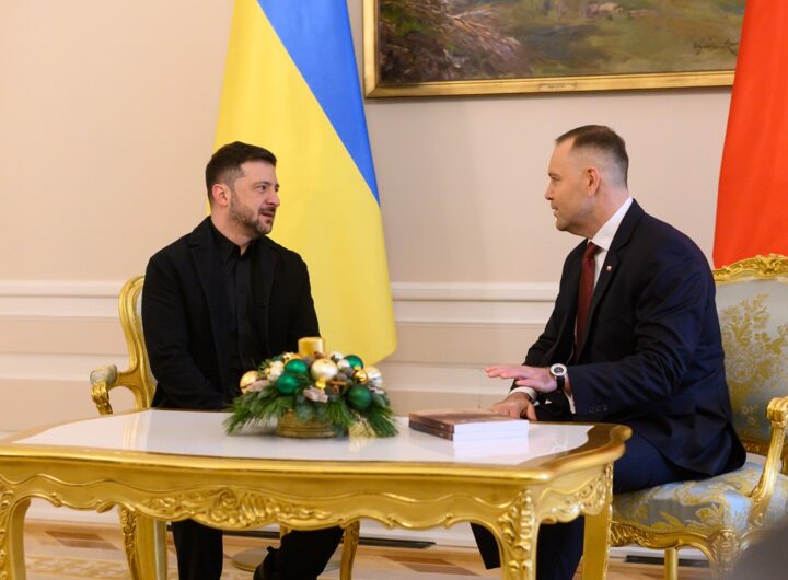 Новини України - Зеленський розповів про довгу бесіду віч-на-віч з Навроцьким