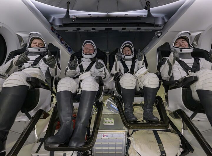 Новини світу - Екіпаж МКС уперше достроково повернувся на Землю