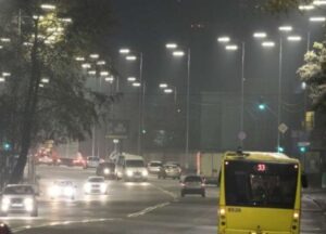 Корупція - Інженера КП Київміськсвітло судитимуть за переплату понад 3 мільйони гривень на опорах для світильників