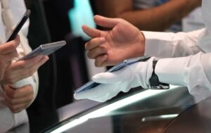 Новини бізнесу - Кожен п&rsquo;ятий проданий смартфон у 2025 році був iPhone