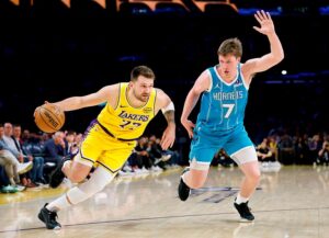 Новини спорту - НБА: п'ята поразка Юти та впевнений крок Бостона