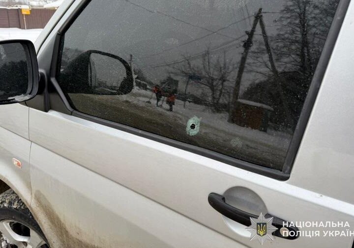 Новини України - Під Львовом обстріляли мікроавтобус ТЦК