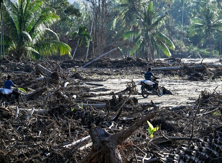 Новини світу - Руйнівна повінь на півночі Індонезії призвела до загибелі 14 осіб