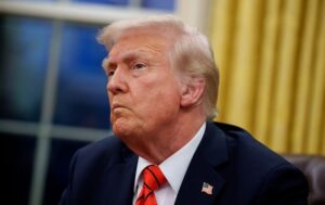 Новини світу - Трамп схиляється до ударів по Ірану - ЗМІ