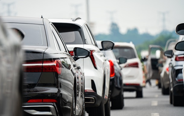 Авто новини - У Китаї продажі нових авто зросли до рекордного рівня