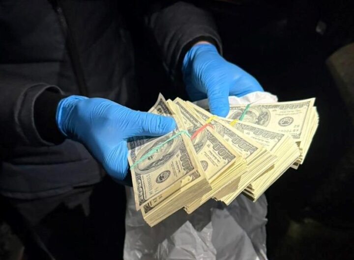 Новини Києва - У Києві шахрай вимагав $100 тисяч у посадовця ТЦК