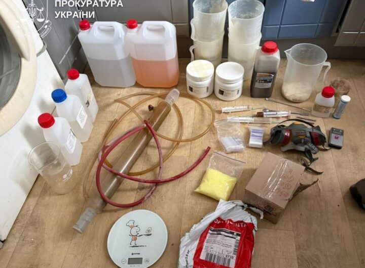 Новини Києва - У Києві викрили лабораторію з амфетаміну в орендованій квартирі