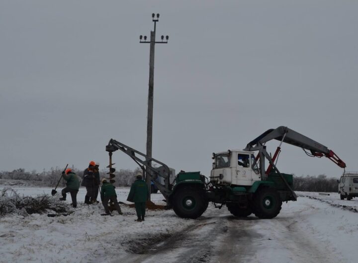 Новини України - В Україні відключення через обстріли і негоду