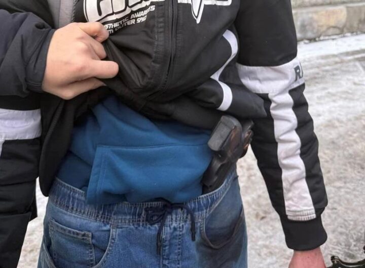 Новини Києва - Затримано киянина, який нападав на обмінники" з іграшковим пістолетом