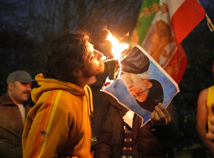 Новини України - Зеленський закликав світ повалити режим в Ірані