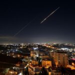 Іран вдарив ракетами по Ізраїлю: є влучання