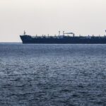 Трамп заявив про рух кораблів через Ормуз