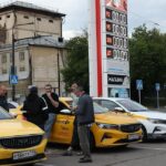 Ціни на бензин у Росії подолали психологічний рубіж