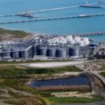 У Тамані згоріло 12 резервуарів з нафтою - СБС